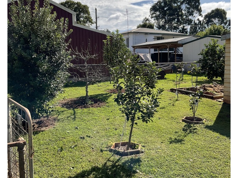 23 Douglas Street, Yarraman QLD 4614