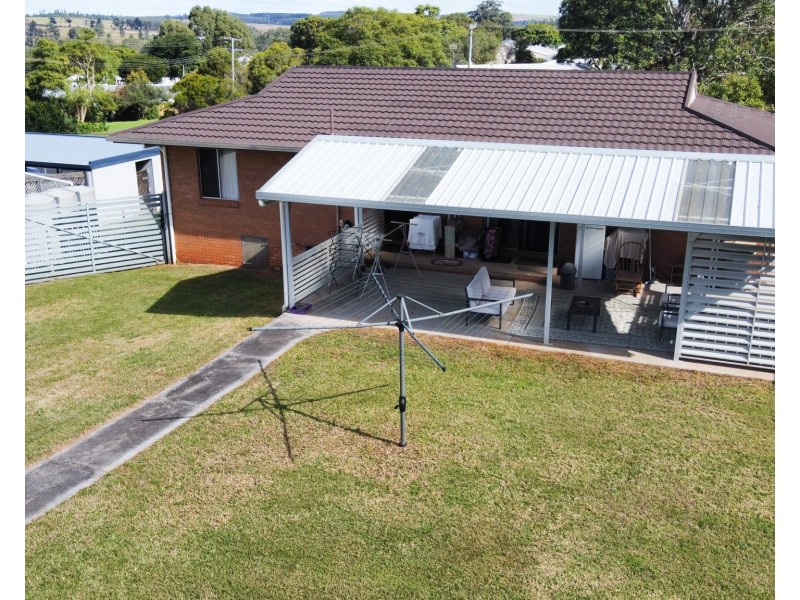 16 Juillerat Street, Yarraman QLD 4614