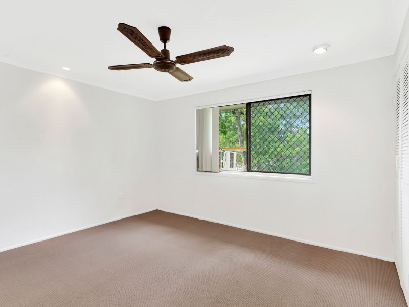 3 Tumbarumba Avenue, Ashmore QLD 4214