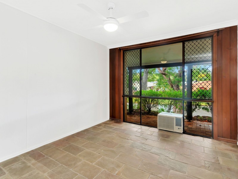 3 Tumbarumba Avenue, Ashmore QLD 4214