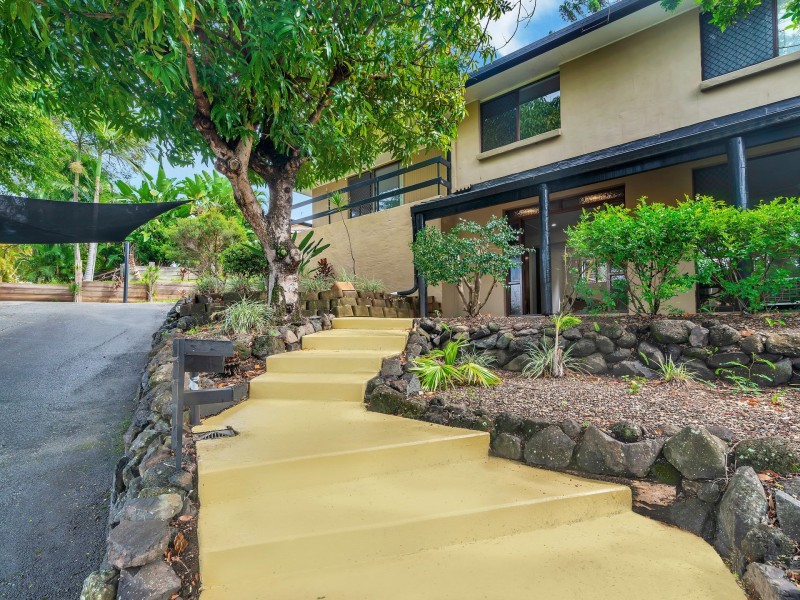 3 Tumbarumba Avenue, Ashmore QLD 4214