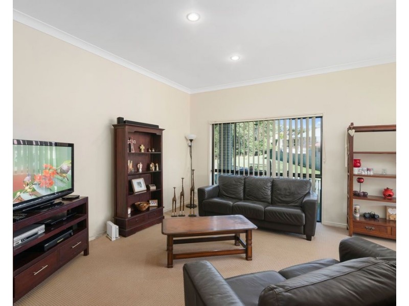 9 Laurina Court, Elanora QLD 4221