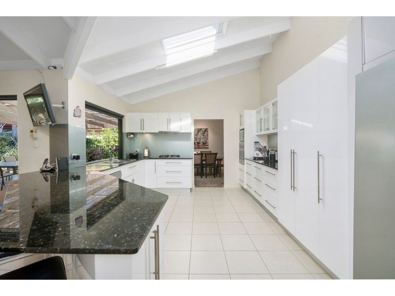 31 Whitsunday Drive, Currumbin Waters QLD 4223