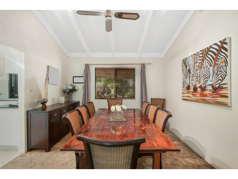 31 Whitsunday Drive, Currumbin Waters QLD 4223