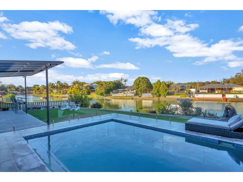 7 Mast Court, Currumbin Waters QLD 4223