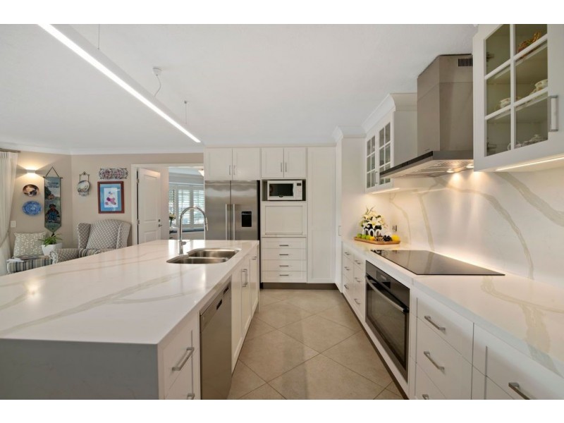 7 Mast Court, Currumbin Waters QLD 4223