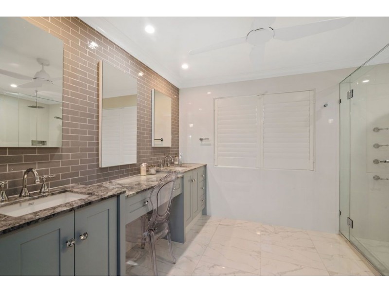 7 Mast Court, Currumbin Waters QLD 4223