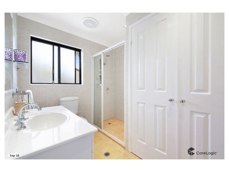 4/10 Oceanic Drive, Mermaid Waters QLD 4218