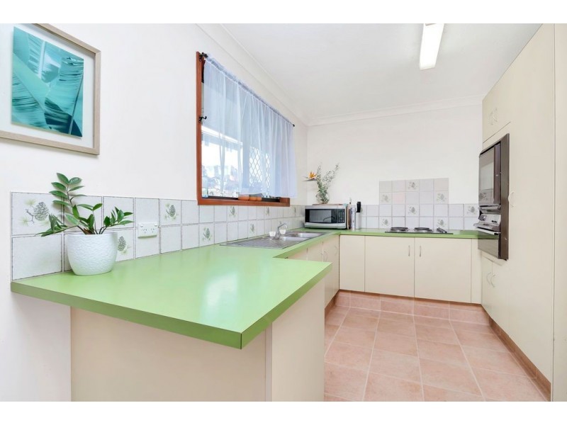 3 Dongara Close, Elanora QLD 4221