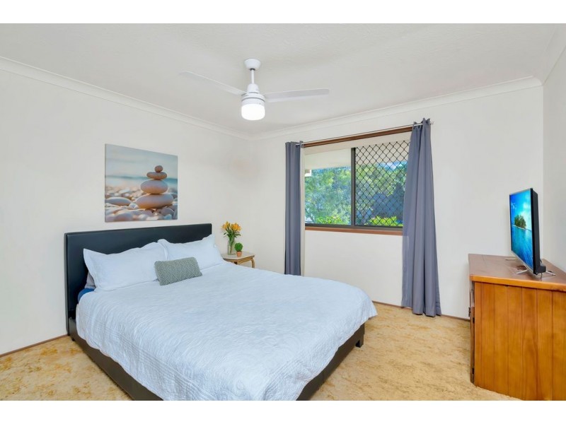 3 Dongara Close, Elanora QLD 4221