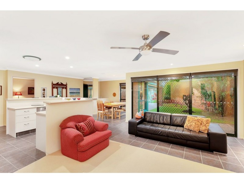 24 Goldvilla Drive, Elanora QLD 4221