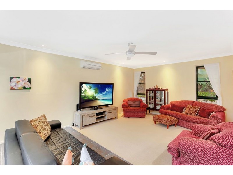 24 Goldvilla Drive, Elanora QLD 4221