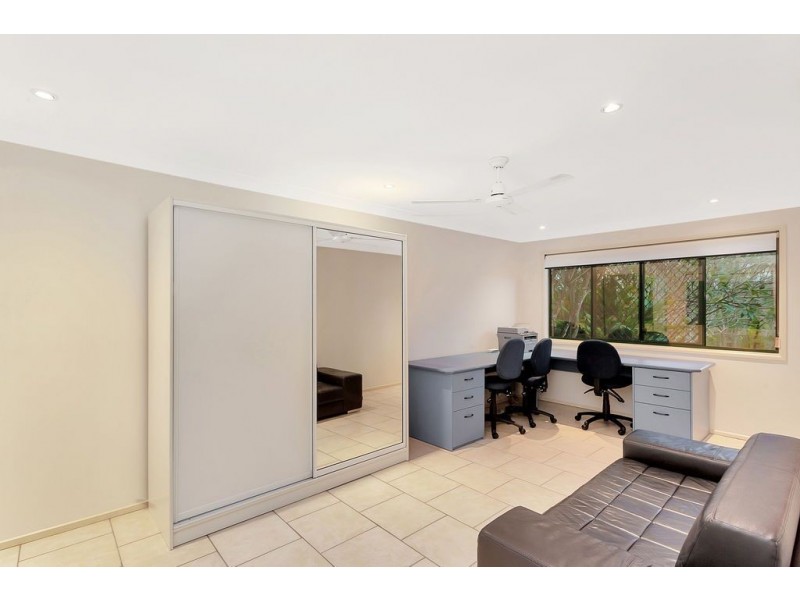 24 Goldvilla Drive, Elanora QLD 4221