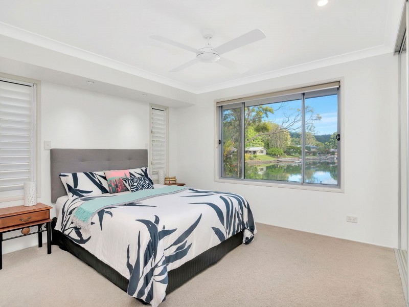 26 Headsail Court, Currumbin Waters QLD 4223