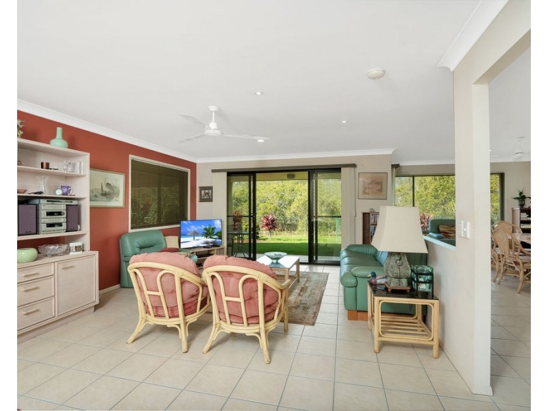 33 Keegan Circuit, Currumbin Waters QLD 4223