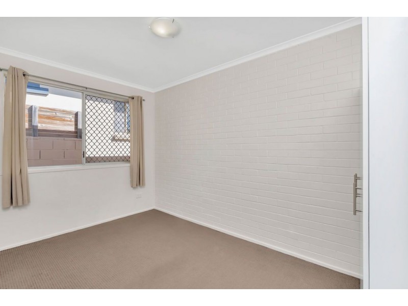 2/26 Twenty Seventh Avenue, Palm Beach QLD 4221