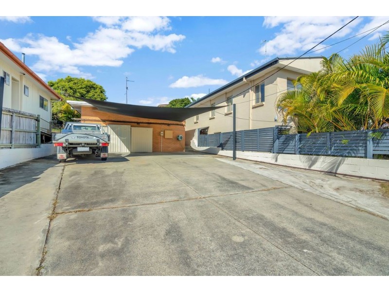 2/26 Twenty Seventh Avenue, Palm Beach QLD 4221