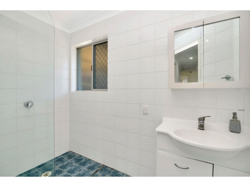 5 Swanbourne Way, Elanora QLD 4221