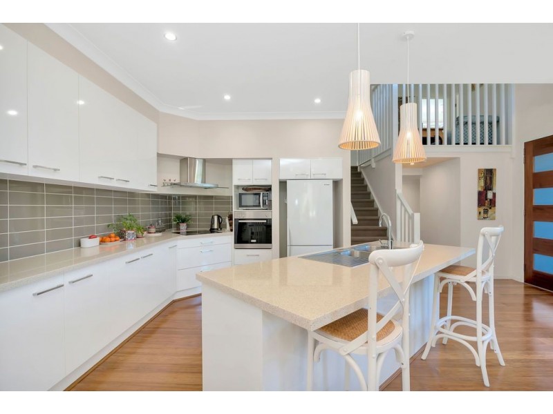 13a Wickepin Court, Elanora QLD 4221