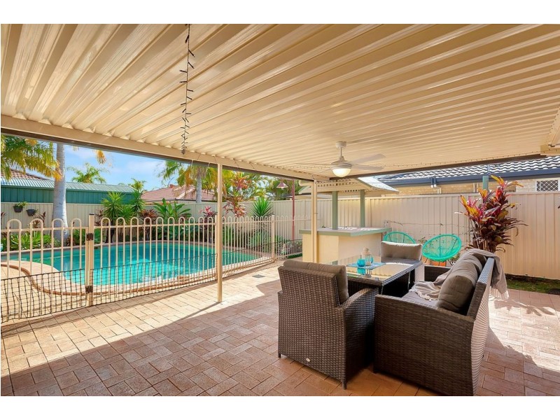 18 Gilchrist Drive, Currumbin Waters QLD 4223