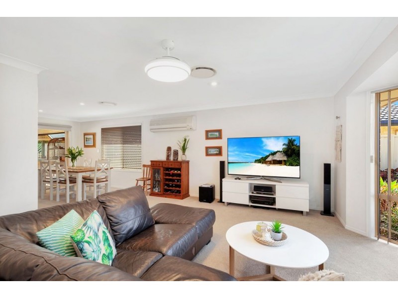 18 Gilchrist Drive, Currumbin Waters QLD 4223