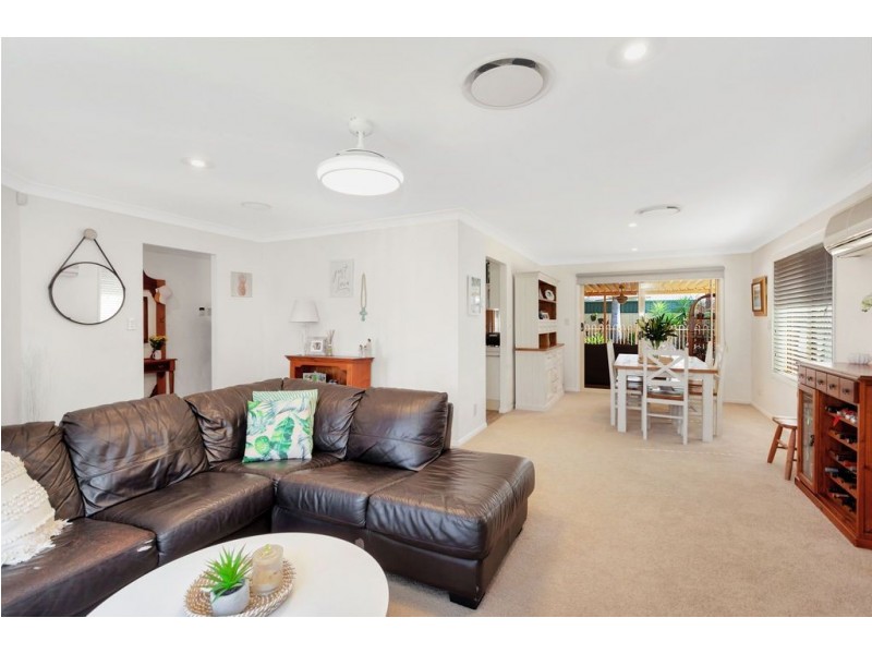 18 Gilchrist Drive, Currumbin Waters QLD 4223