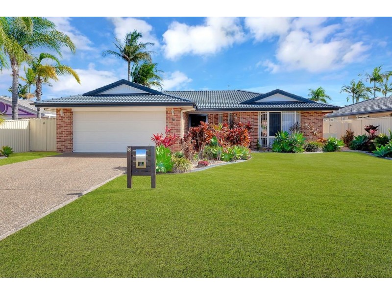 18 Gilchrist Drive, Currumbin Waters QLD 4223
