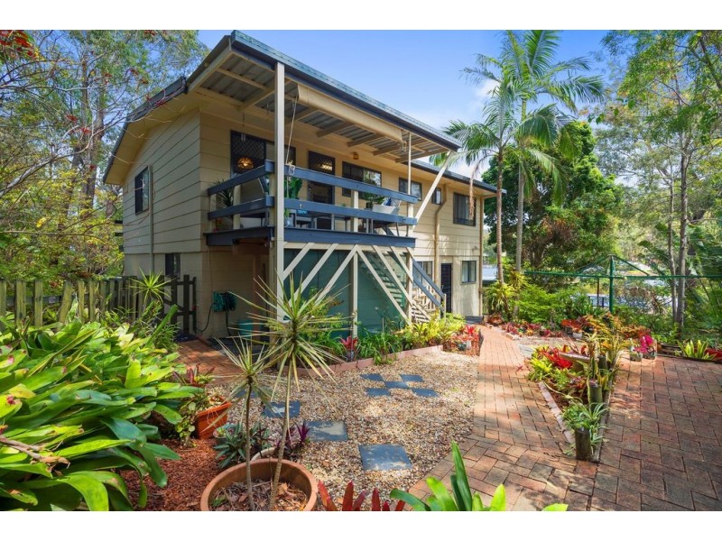 6 Flaminia Street, Currumbin Waters QLD 4223