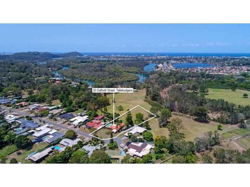 30 Daffodil Street, Tallebudgera QLD 4228