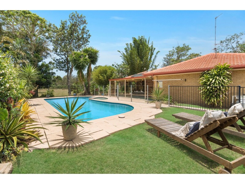 30 Daffodil Street, Tallebudgera QLD 4228