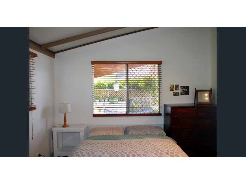 2/72 Leyte Avenue, Palm Beach QLD 4221