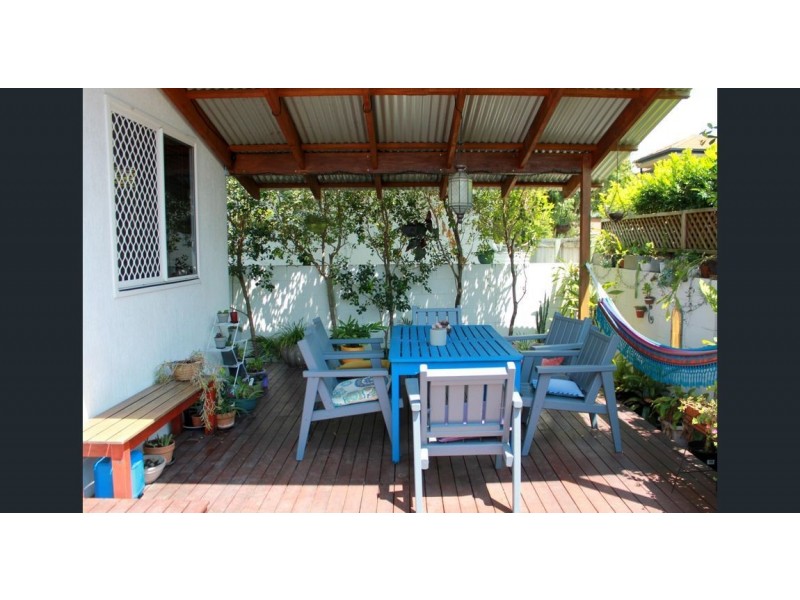 2/72 Leyte Avenue, Palm Beach QLD 4221