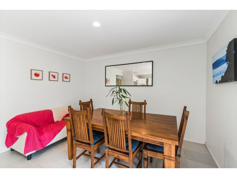 15 Banksiadale Close, Elanora QLD 4221