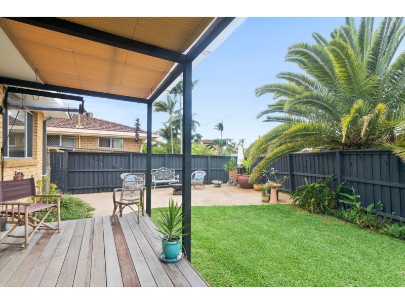 1/454 Cypress Terrace North, Palm Beach QLD 4221