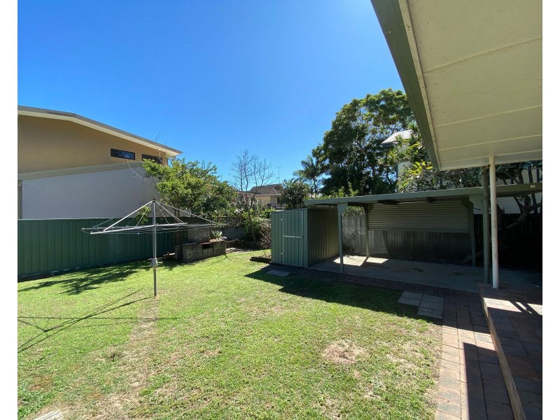11 Hooper Drive, Currumbin QLD 4223