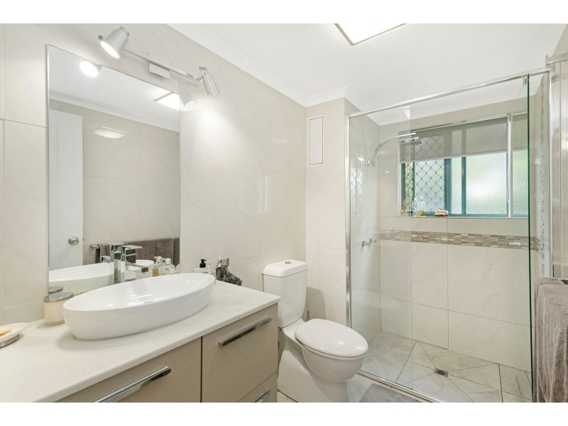 13/955 Gold Coast Highway, Palm Beach QLD 4221