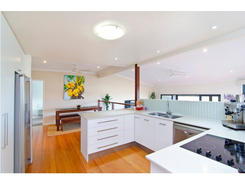 13 Border Drive, Currumbin Waters QLD 4223