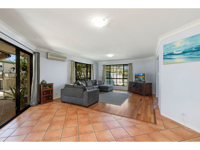 6 Mollys Place, Currumbin Waters QLD 4223