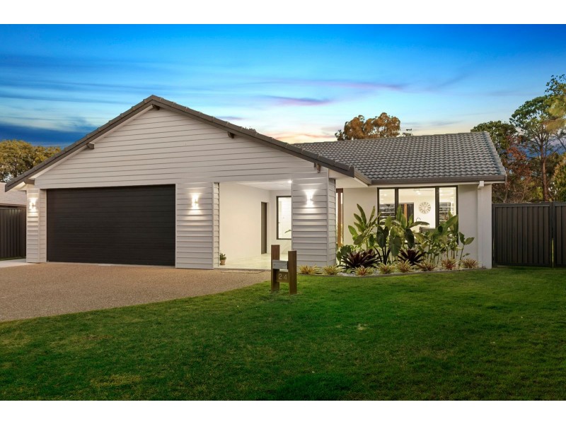 24 Japonica Drive, Palm Beach QLD 4221