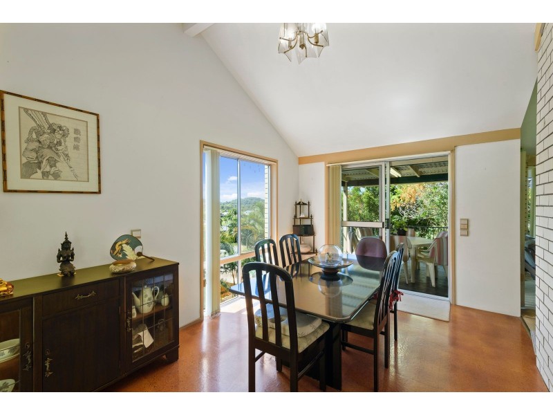 24 Hoffschildt Drive, Currumbin Waters QLD 4223