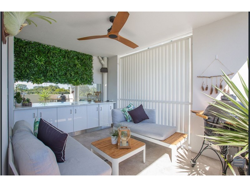 306/30 Brighton Parade, Southport QLD 4215