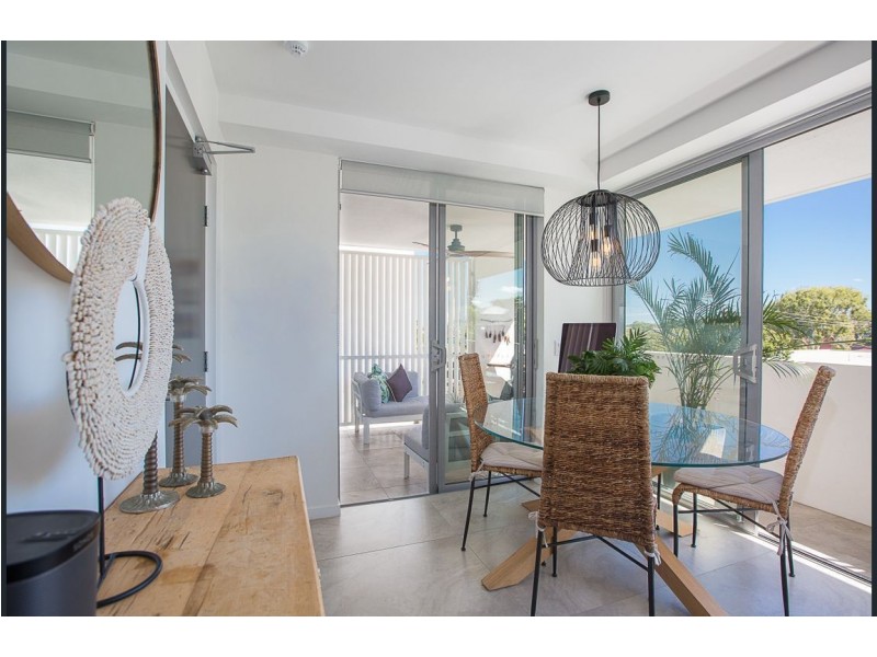 306/30 Brighton Parade, Southport QLD 4215