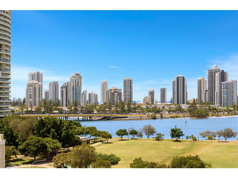 805/30 Brighton Parade, Southport QLD 4215
