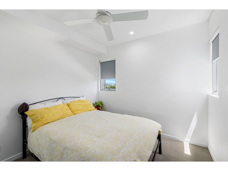 805/30 Brighton Parade, Southport QLD 4215