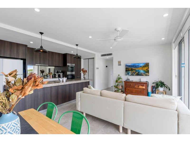 805/30 Brighton Parade, Southport QLD 4215