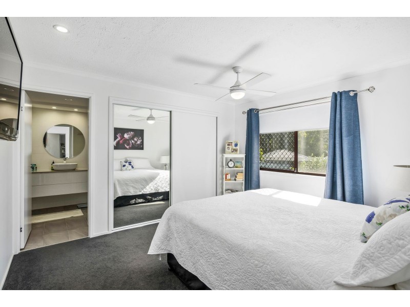 51 Clives Circuit, Currumbin Waters QLD 4223