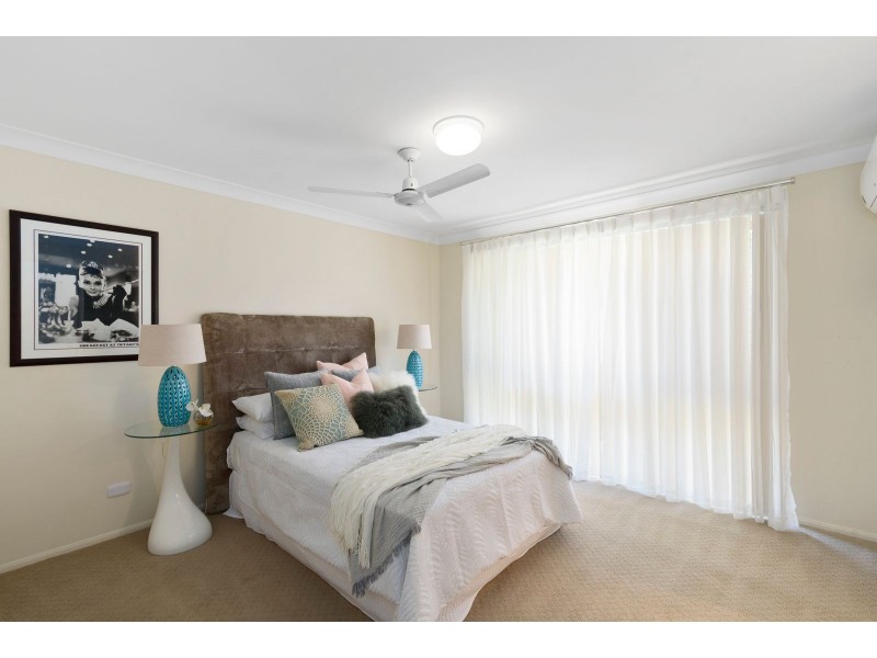 30 Bergamont Street, Elanora QLD 4221