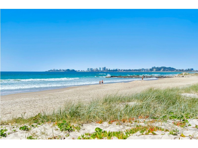 30 Bergamont Street, Elanora QLD 4221