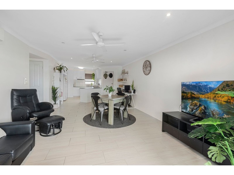 11/1064 Gold Coast Highway, Palm Beach QLD 4221