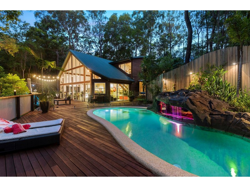 29 Calcita Avenue, Elanora QLD 4221